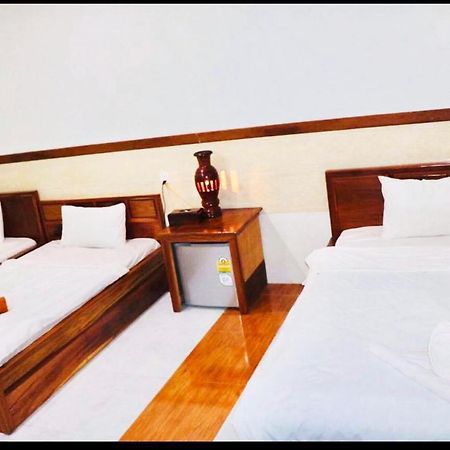 Ly Meng Hotel Battambang Eksteriør bilde
