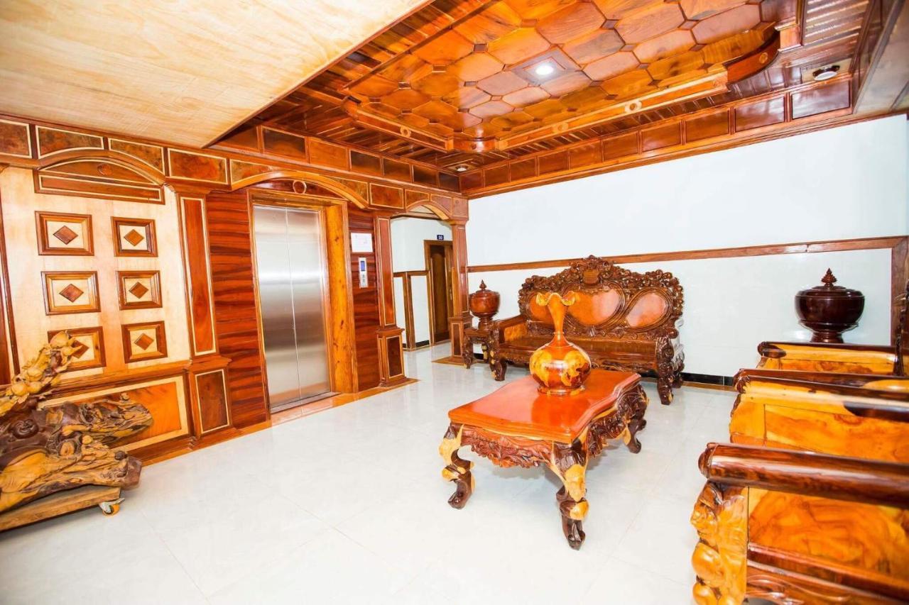 Ly Meng Hotel Battambang Eksteriør bilde