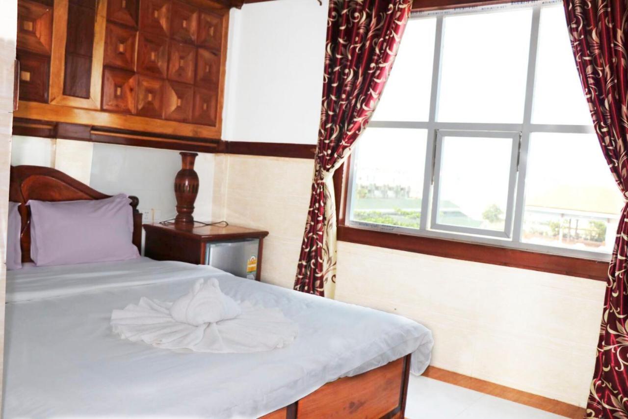 Ly Meng Hotel Battambang Eksteriør bilde